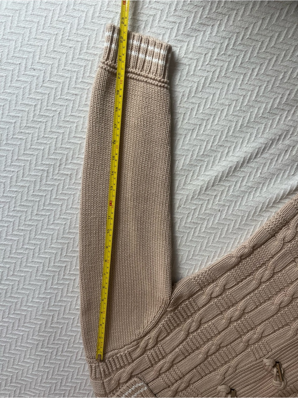 Cable Knit Toggle Front Cardigan - Picture 5 of 10